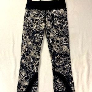 Size 4 LULULEMON capris pants, euc, black floral pattern